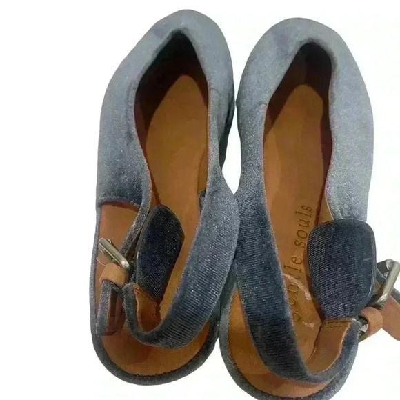 Gentle Souls by Kenneth Cole Noemi Blue Velvet Slingback Demi Wedge Sandals 8.5 - Picture 8 of 10